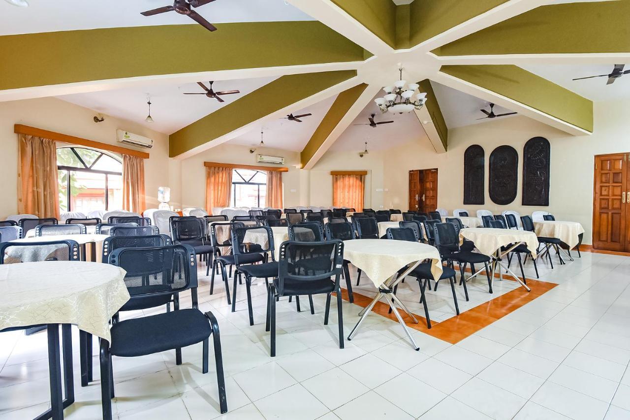 Fabhotel Prime Tanjo Highland With Pool - 500M From Calangute Beach Candolim Bagian luar foto